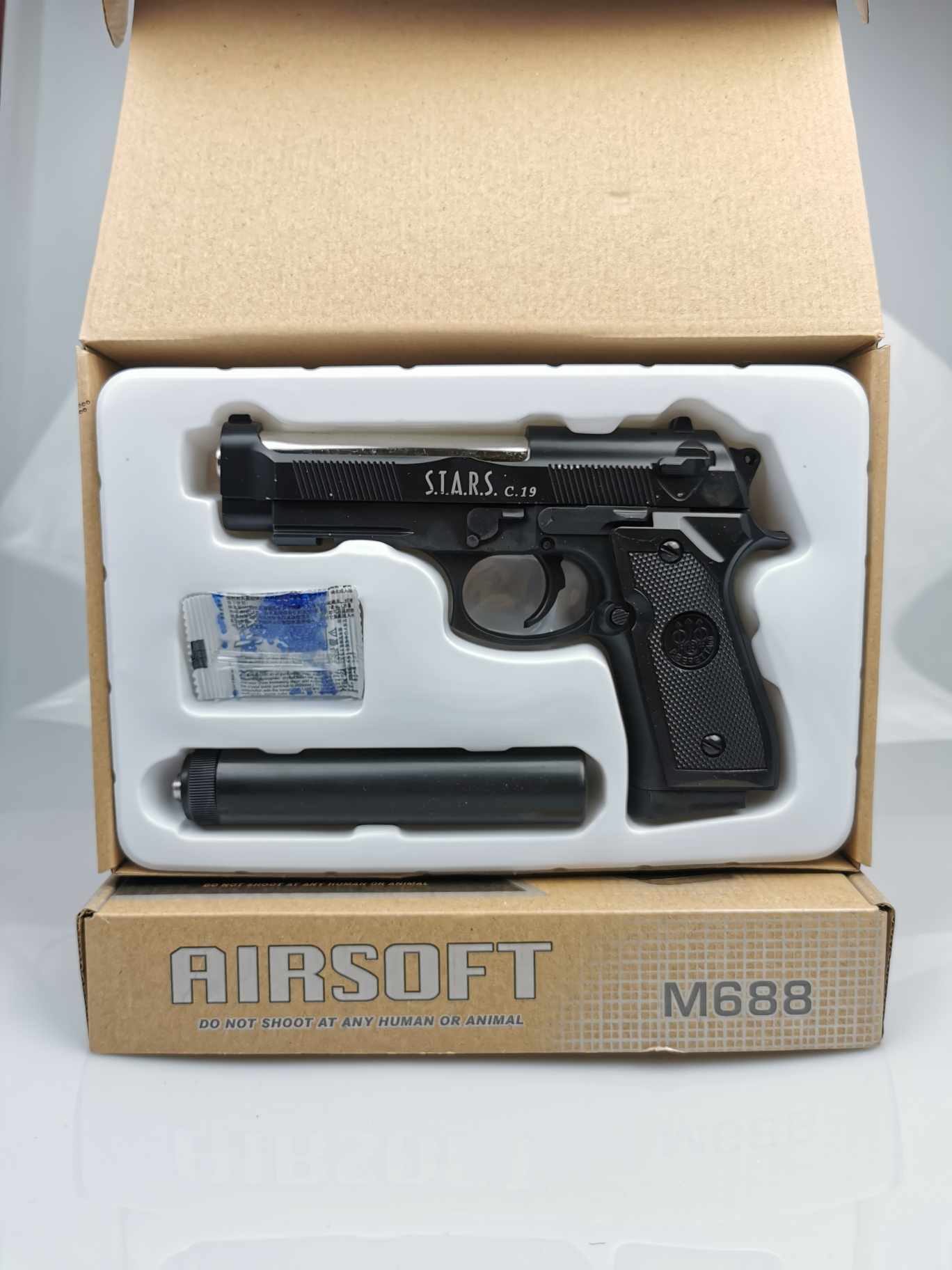 Airsoft metalinis pistoletas BERETTA C19 (1)