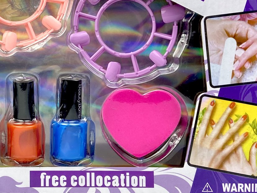 Manikiūro rinkinys Beauty Bomb mergaitėms (2)